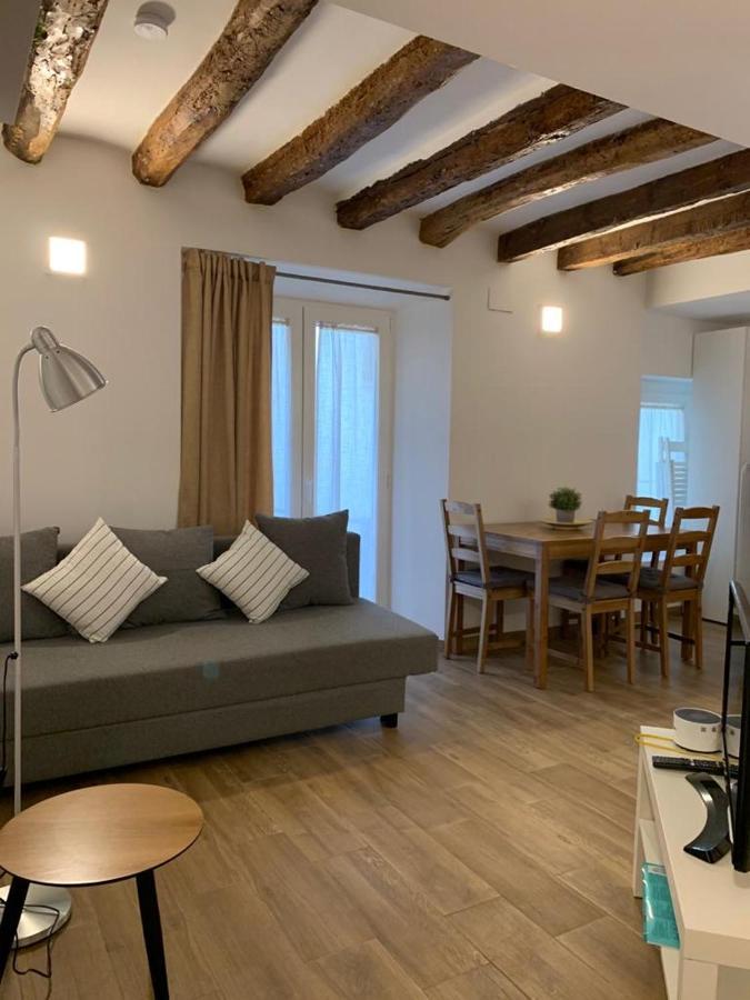 Apartaments Impro Мора д'Ебре Екстериор снимка