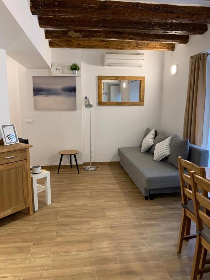 Apartaments Impro Мора д'Ебре Екстериор снимка